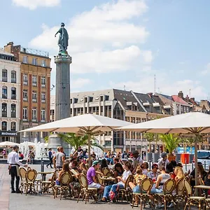 https://vieux-lille-superb-apartment-balcony-parking.lillehotels.org